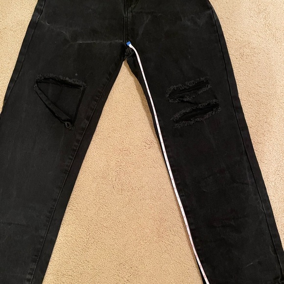 Black baggy ripped jeans - Picture 3 of 6